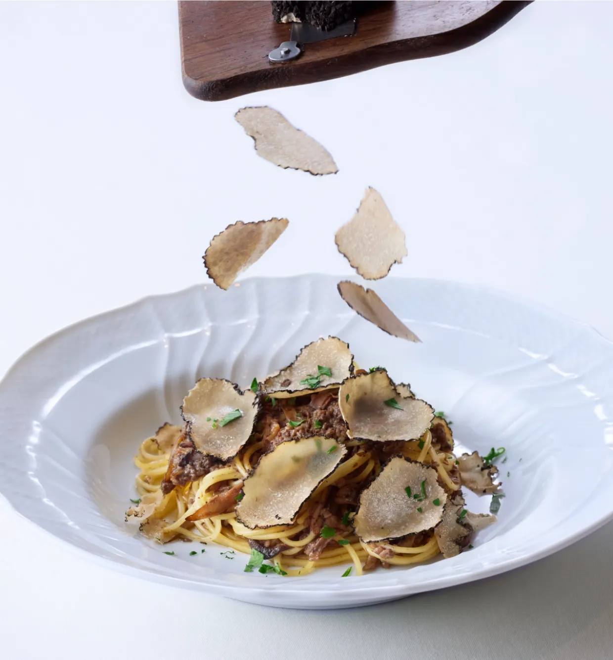 黒トリュフと茸のパスタ