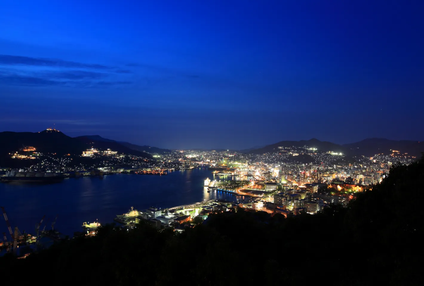 鍋冠山
