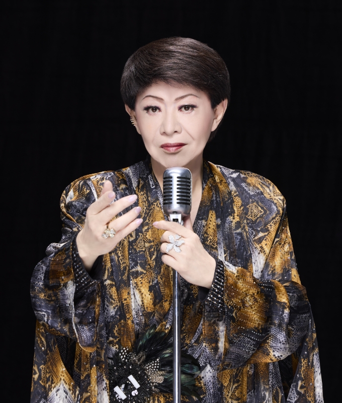 美川憲一