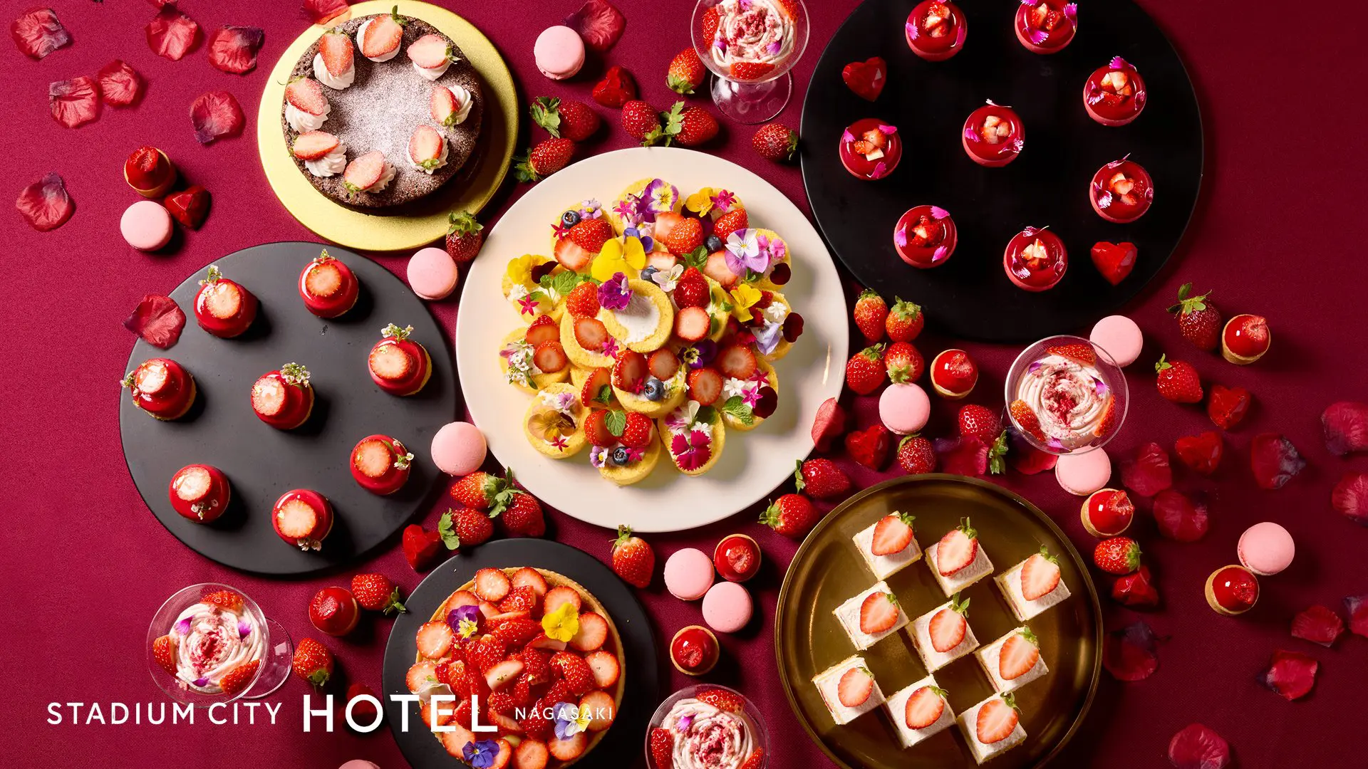 CAFÉS & DINERS V.VERDE「STRAWBERRY BITTER SWEET深紅の苺と濃厚ショコラ」を開催！