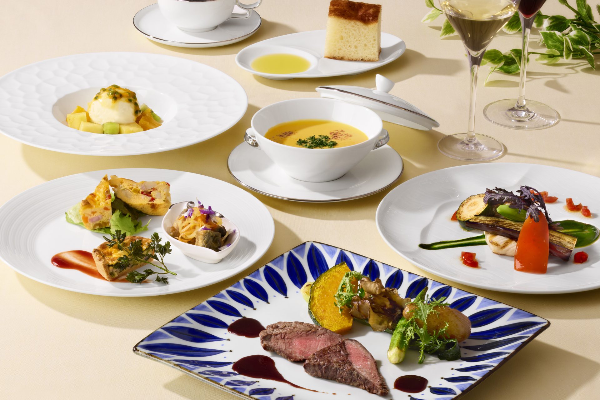 V.VERDE 店内・料理イメージ