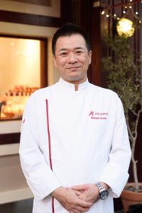 朝田 晋平パティシエ